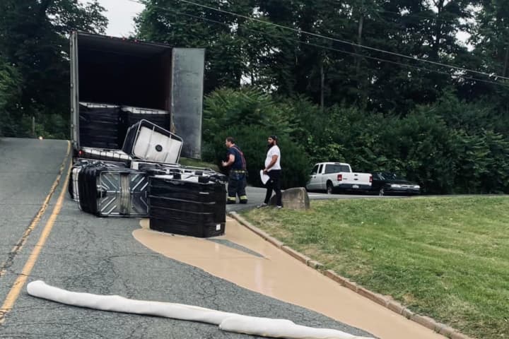 Over 100 Gallons Of Oil Spilled From Truck In Massive Sussex County HazMat Incident (PHOTOS)
