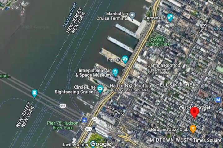 Two Killed, Including 7-Year-Old, After Boat Capsizes In Hudson River