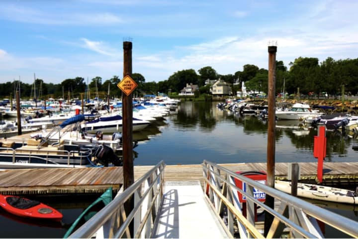Man Drowns At Boat Basin In Westchester