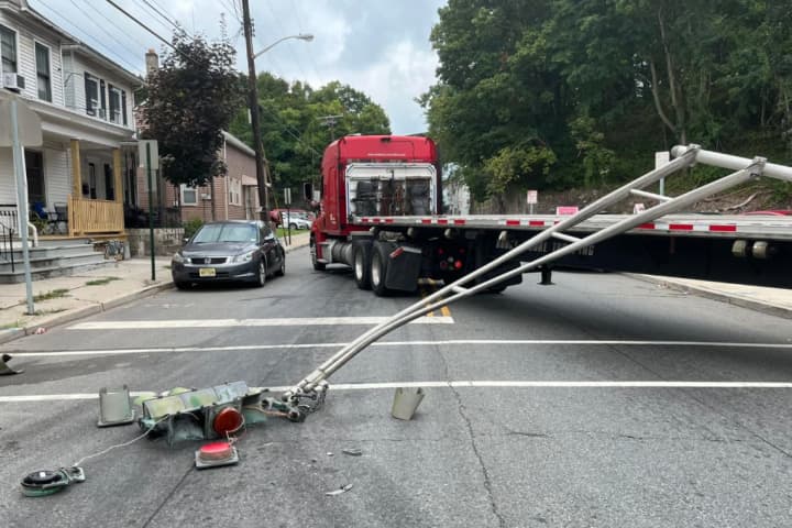 Phillipsburg Intersection Closed As Tractor-Trailer Knocks Down Traffic Light