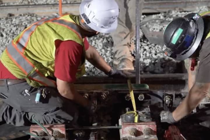 Orange Line Repairs Halfway Complete, Project On Schedule MBTA Boasts