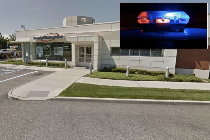 Long Island Man Accused Of Attempting To Rob Bank