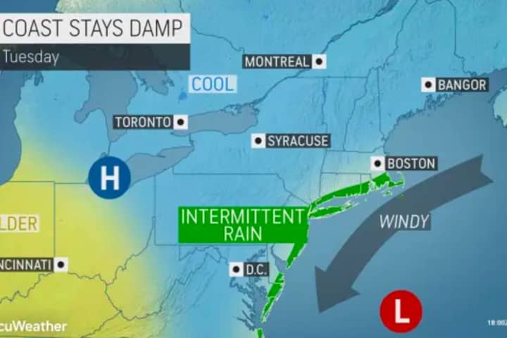 Storm System With 'Three-Prong Effect' Tracks Along East Coast