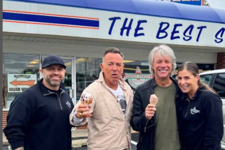 Bon Jovi, Springsteen Roll Up For Ice Cream Cones Together On Jersey Shore