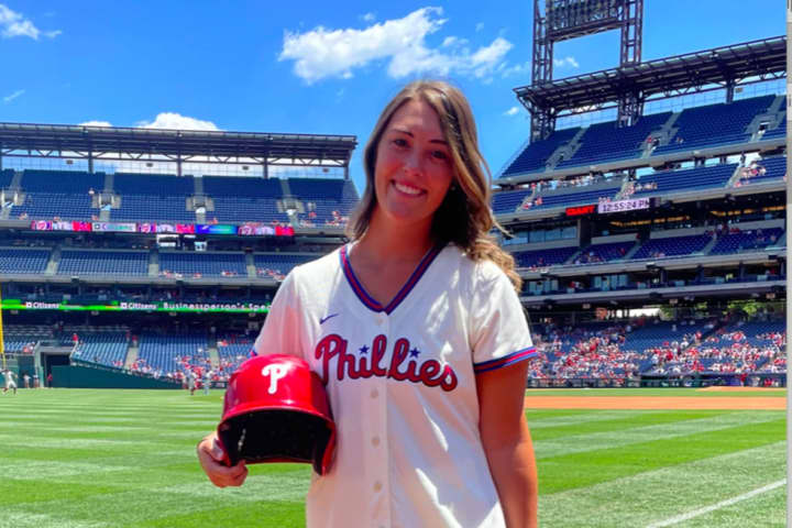 Watch For NJ History Teacher As Ballgirl During Phillies NLCS Game Tonight