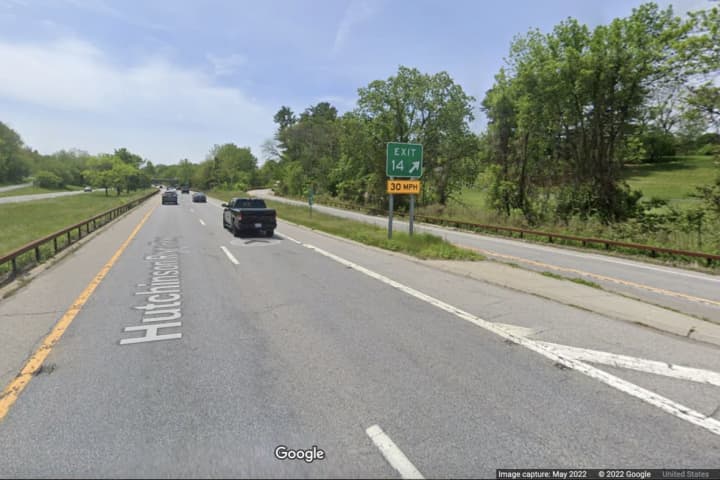 Lane To Close On Hutchinson River Parkway In Westchester County