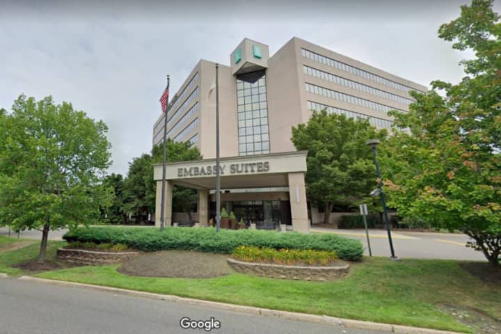 NJ Hotel Bomb Threat Investigation Leads Officers To Man With Crystal Meth: Authorities