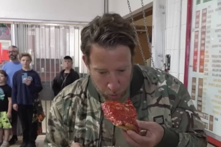 Portnoy Solves Pizza Rivalry At Burlington County Flea Market