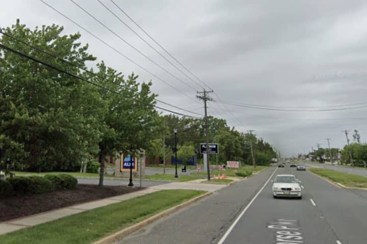 Mays Landing Man, 70, Dies In Collision With Numerous Trees: Police