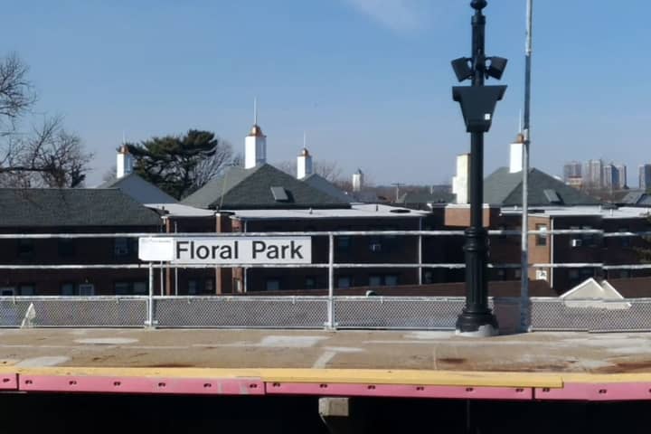 Person Found Dead On LIRR Tracks In Floral Park