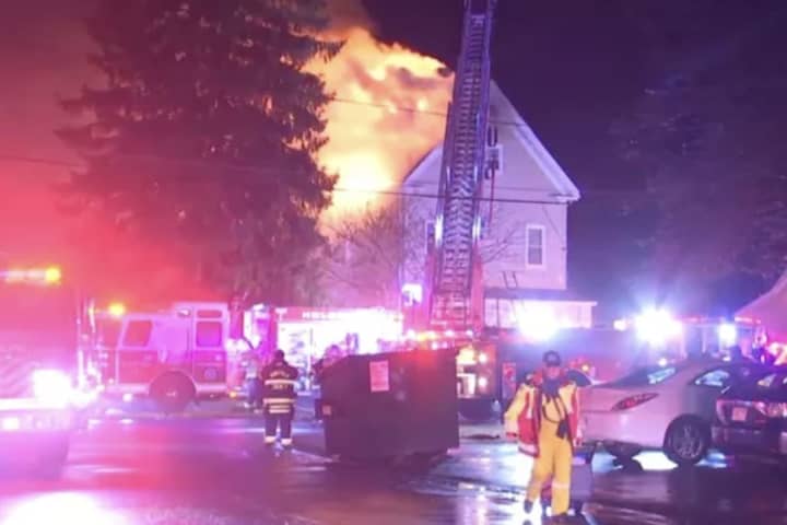 Man Killed, Woman Injured In 4-Alarm Overnight Fire In Holbrook: Officials