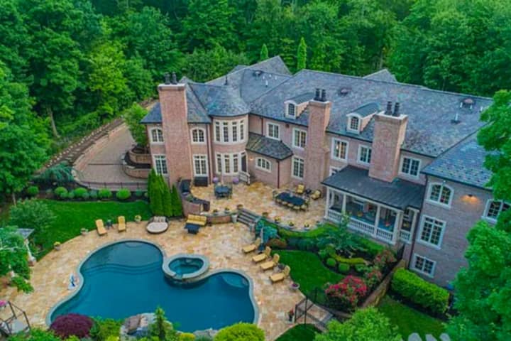 'Dream Estate' Listed At $4.995M In Mahwah