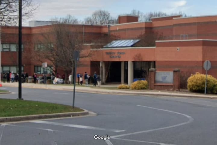 Watkins Mill High School Locked Down For Person Possibly Carrying Gun: Police (DEVELOPING)