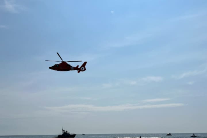 Bergen County Dad Drowns, Girl Rescued Off Jersey Shore