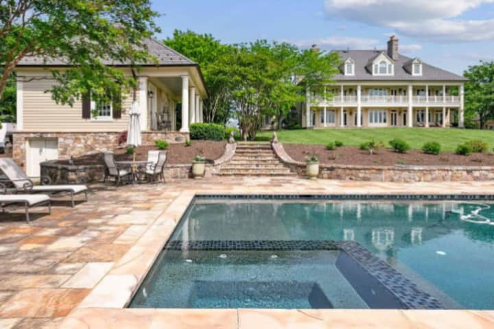 There Are Only Two Stop Signs Between This $6.95M Bluemont Mansion And Washington DC