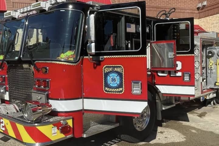 3 Homes Damaged, 3 Firefighters Hurt In Burlington County Blaze