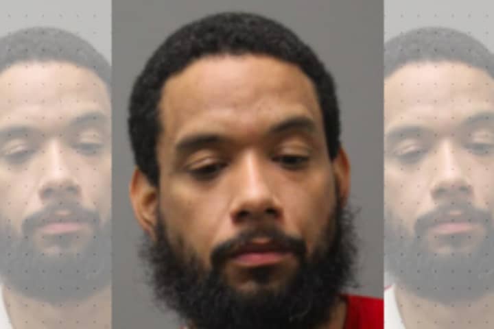 Homeless Man Caught Stealing From Nike, New Balance, More Stores In Leesburg: Cops