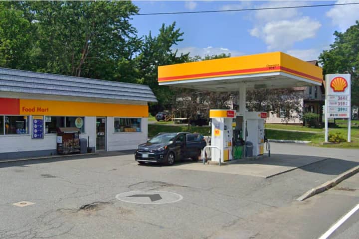 Shell To Close 1,000 Gas Stations: Here's Why, Company Says
