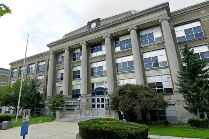Allentown School Lockdown Ends After Police Nab Juvenile With Gun