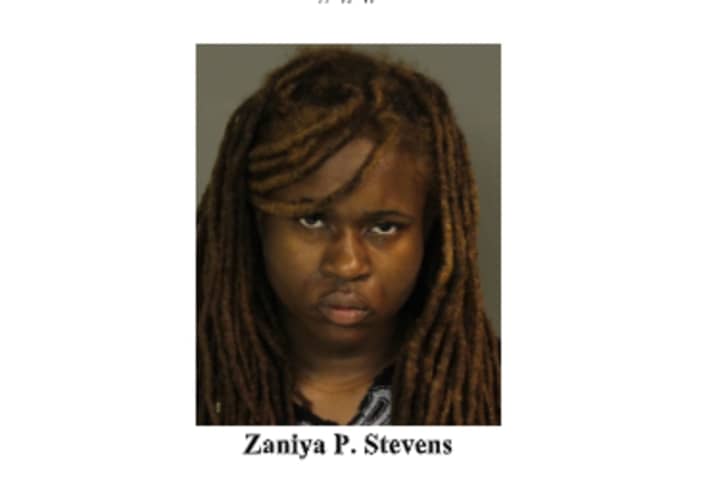 Newark Woman Stabs Man On Their First Date: Police