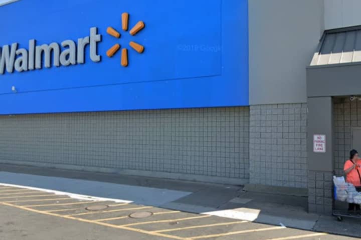 CT Man Nabbed For Robbery Of Walmart, Threatening Employees With Box Cutter