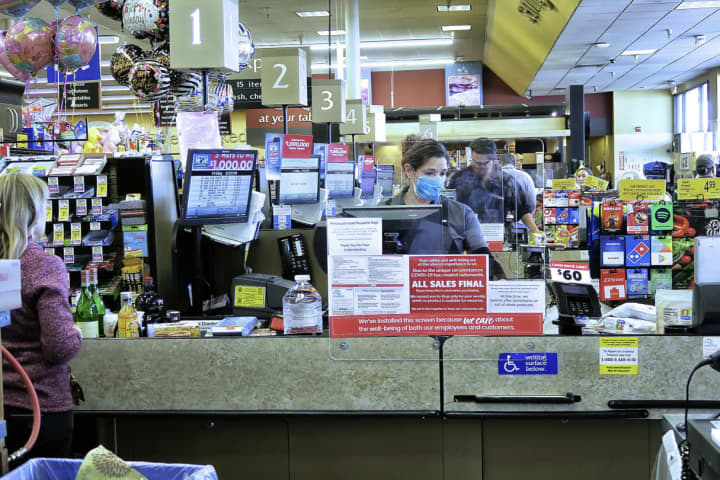 COVID-19: These Grocery Stores Are Paying Employees To Get Vaccinated