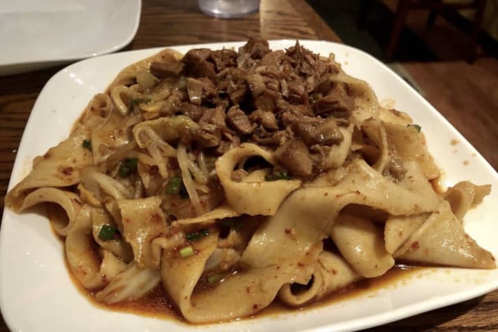 Husband, Wife Chinese Eatery Gets Rave Reviews For Hand-Made Noodles