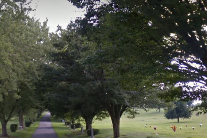 35-Year-Old Woman Commits Suicide In Harrisburg Cemetery