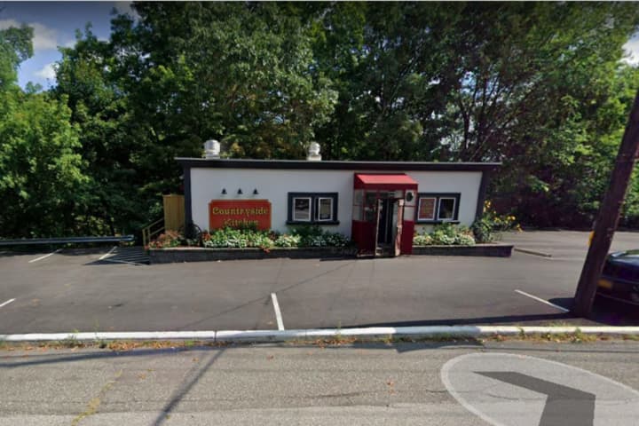 Mahopac Restaurant To Appear On 'Man V. Food'
