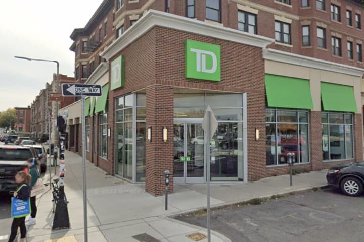 Bank Robber Who Tried To Take Hostage Pleads Guilty To Allston Heist: Feds