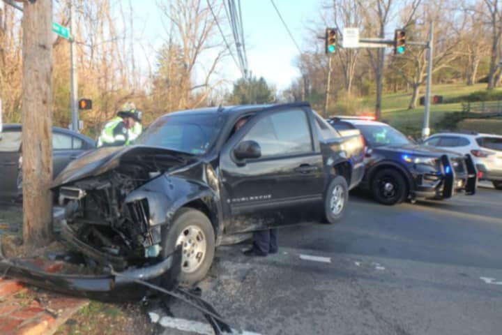 Teen Plows Into Oncoming Traffic Injuring Two Drivers, Upper Allen Twp. Police Say