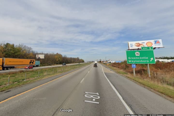 Chambersburg Woman Dies In Crash Into PennDOT Sign On I-81: PSP