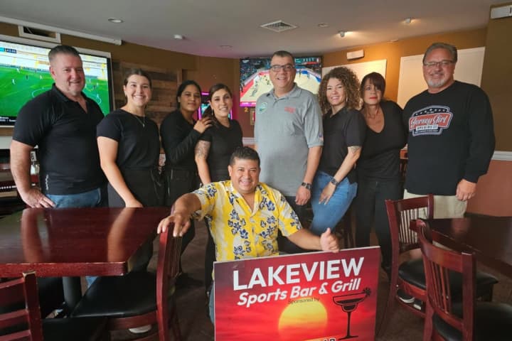 Restaurateurs Join Forces To Open Tex-Mex Sports Bar In Mount Olive