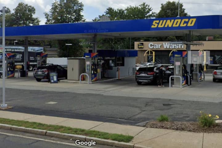 Man Shot In Head Was Talking When He Was Found At Hampden County Gas Station