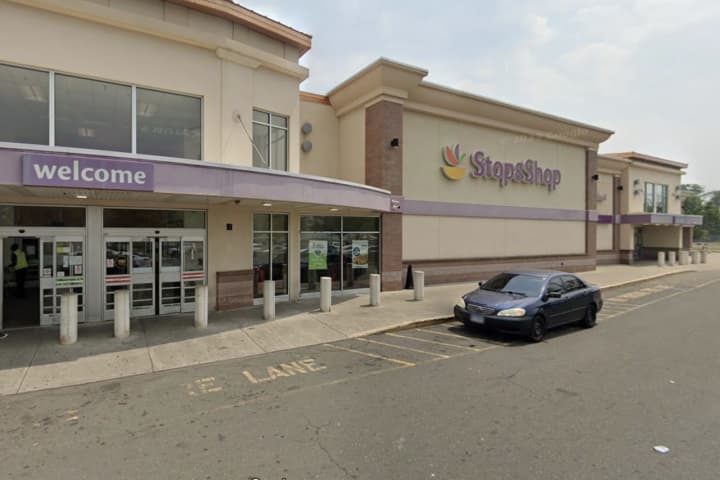 Stop & Shop To Close Bridgeport Location, Food Bazaar To Take Over, City Officials Say