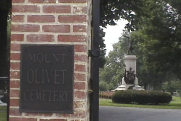 Man Dies At Hospital From Stab Wounds After Being Found At Mount Olivet Cemetery, Police Say
