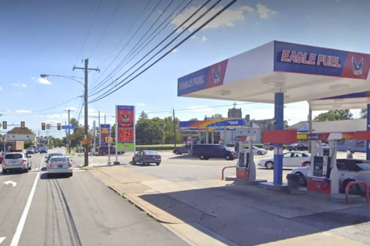 Toddler Fired Gun That Killed 4-Year-Old Girl At DelCo Gas Station: Police