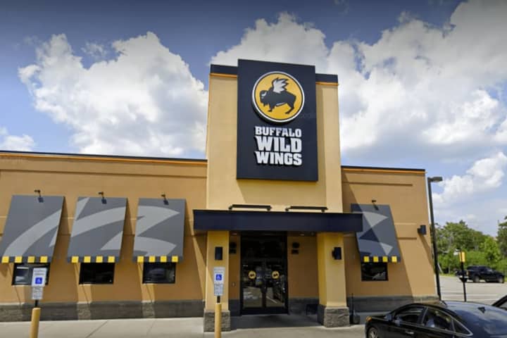 Buffalo Wild Wings Fight Ends With Arrest Of Knife-Wielding Teen: Secaucus PD