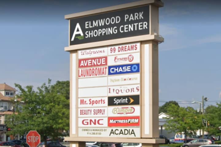 Elmwood Park Police Officer Injured Subduing Shoplifting Suspect