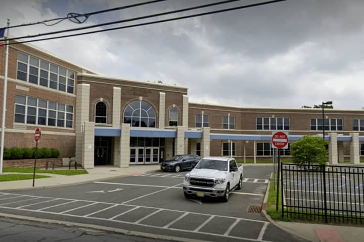 Mom Charged After Threatening To 'Shoot Up' Elementary School In Union Township: Police