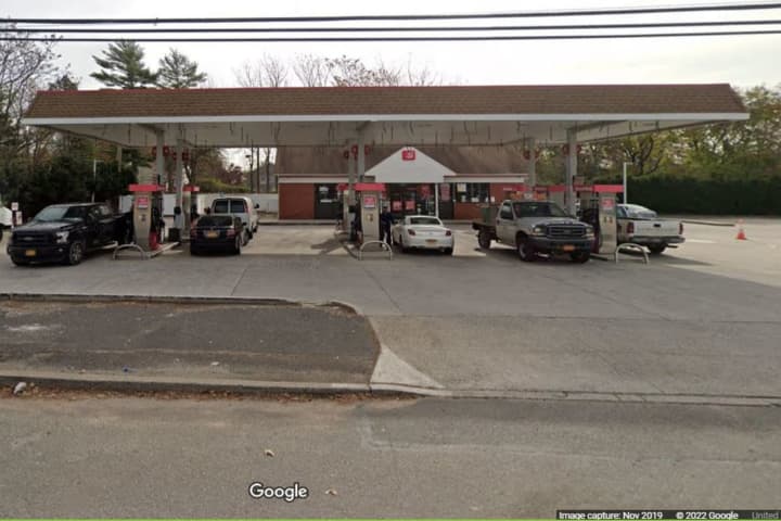 Man Hits Officer With Van After Attempting To Break Into Westbury Gas Station, Police Say