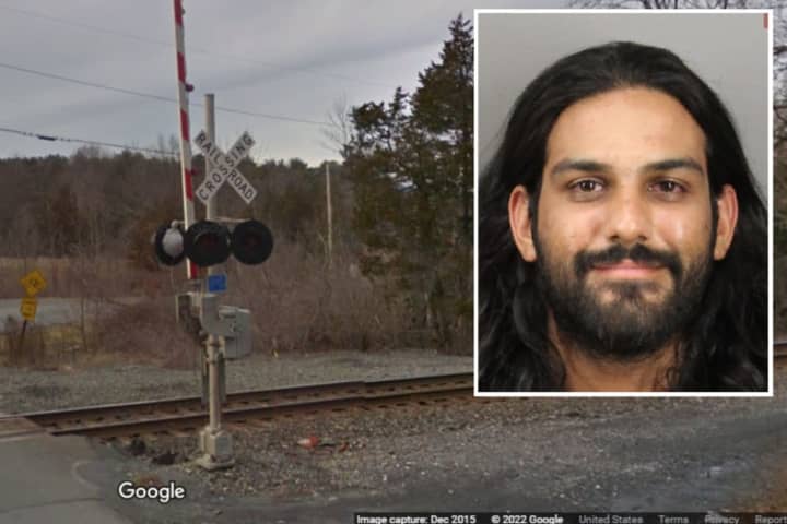 Drunk Driver Crashes Onto Railroad Tracks, Damages Vehicle In Saugerties, Police Say