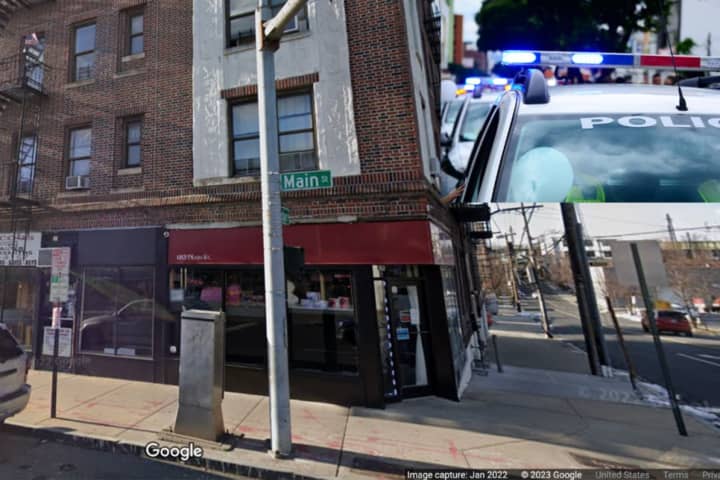 Robbery Suspect Stabs Store Clerk, Breaks Into Home With 2 Children In New Rochelle: Police