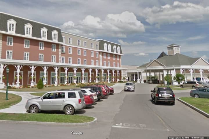 Bomb Threat Evacuates Casino, Hotel In Saratoga Springs