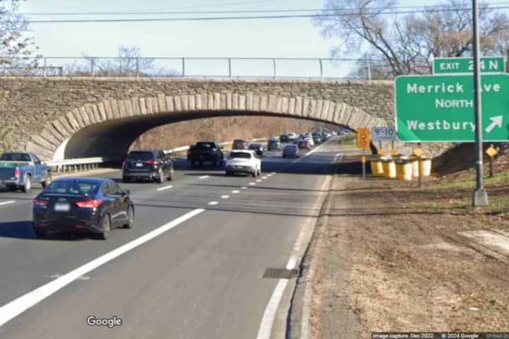 Driver Killed In 3-Vehicle Southern State Parkway Crash In Hempstead