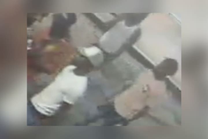 Police Seek IDs For Persons Of Interest In Baltimore Shooting