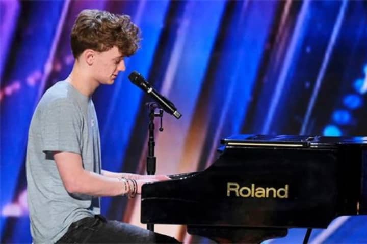 'You Are A Star': Burnt Hills 20-Year-Old  Wows Judges On 'AGT'