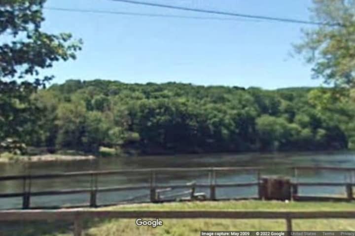 20-Year-Old Dies In Apparent Drowning At Beach In Hudson Valley