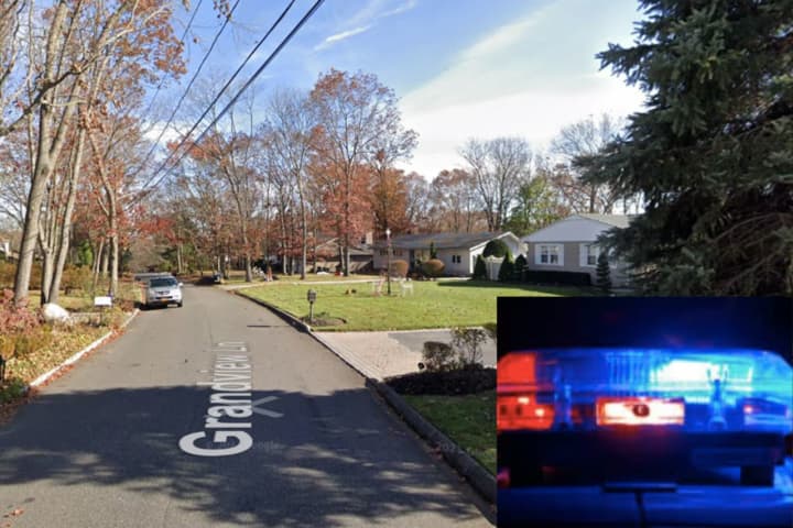 Two Men Confront Woman In Driveway Of Her Smithtown Home, Steal Money, Checks, Police Say