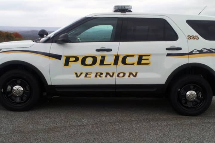 Burglars Ransack Dozen Unlocked Cars Across Vernon